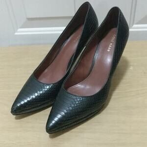 Cole Haan black snakeskin leather stiletto high heel pumps women's size 9B